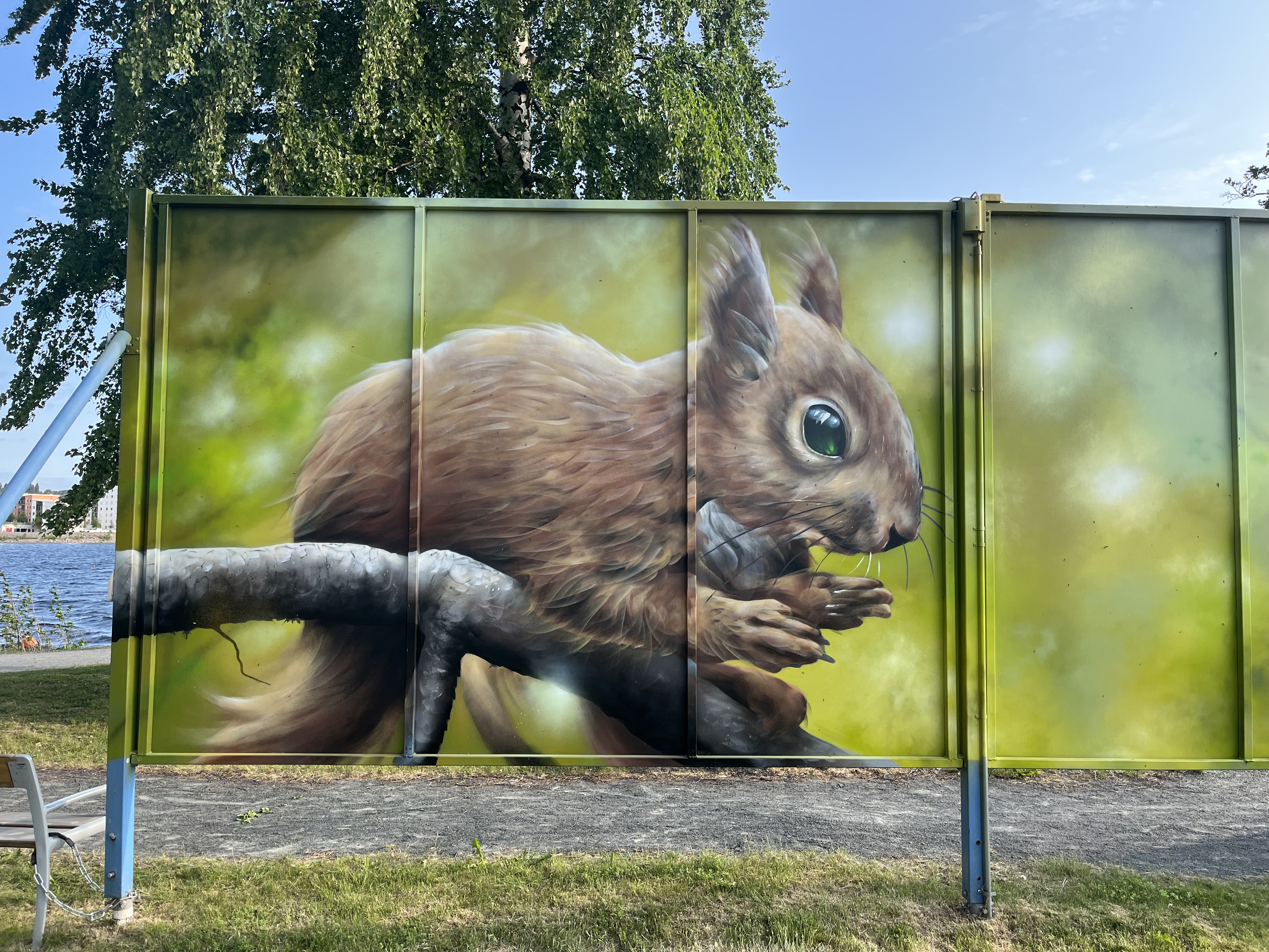 Muralmålning på en ekorre